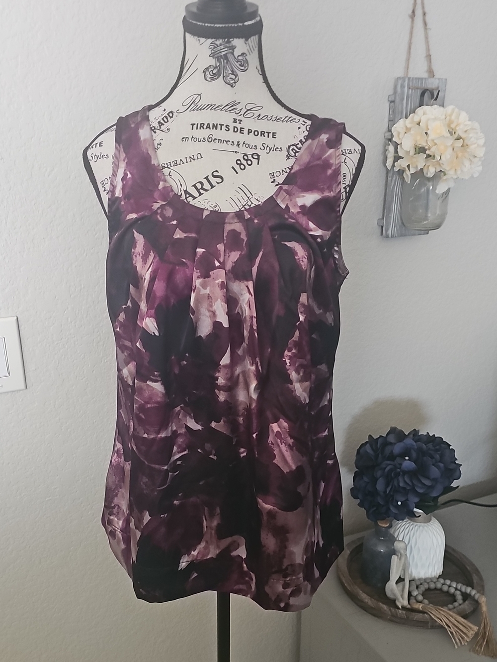 Apt. 9 Purple Floral Pleated Satin Tank